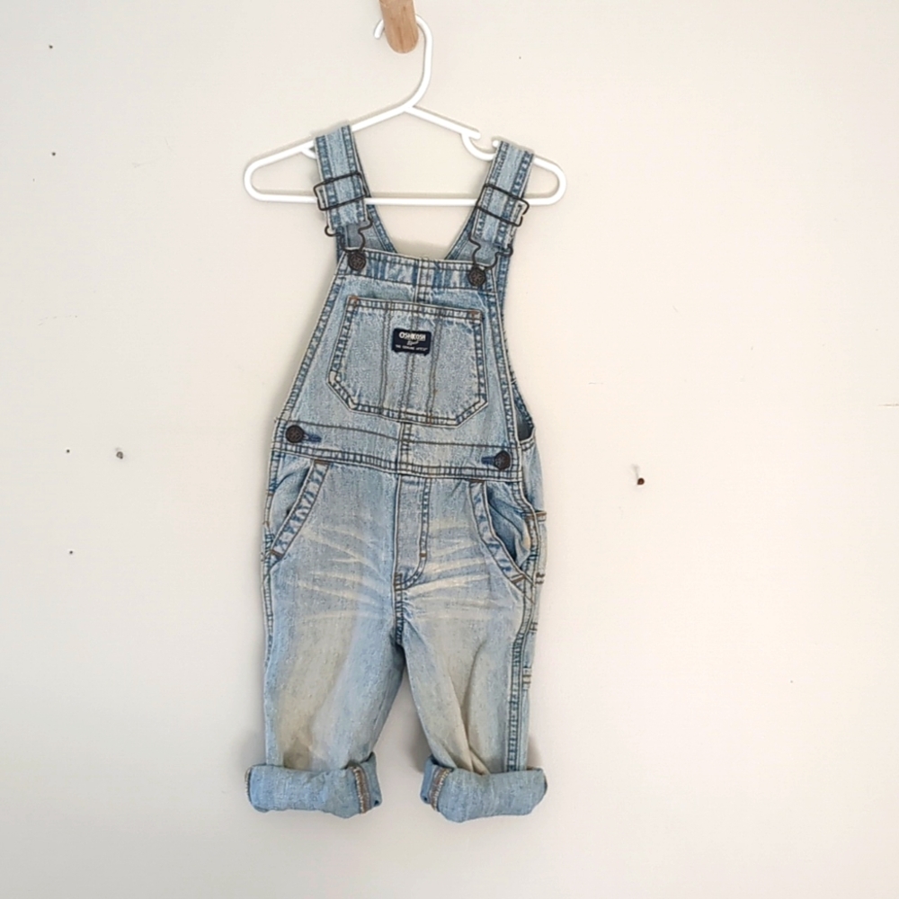 Oshkosh 2t light denim overalls